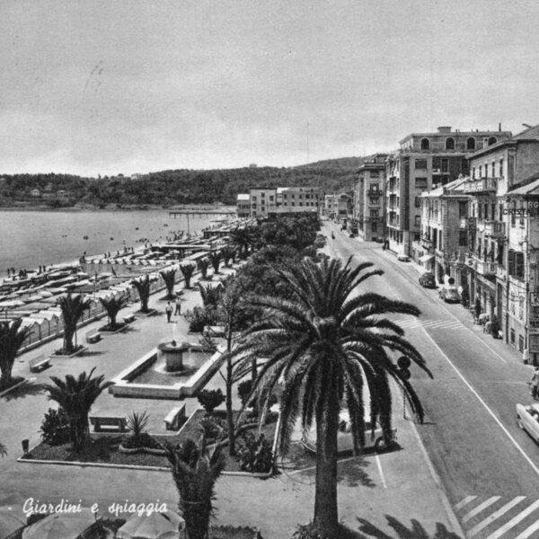 Lungomare Di Varazze