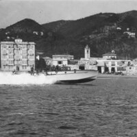 Cantieri Baglietto Mas In Navigazione Durante Le Prove Di Collaudo Davanti Allo Specchio Acqueo Di Varazze