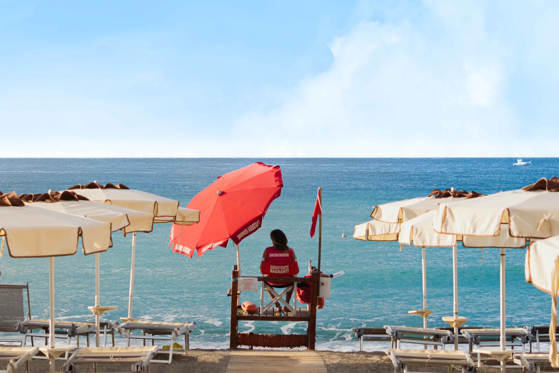 Bagnino Presso Le Spieggie Di Varazze 1