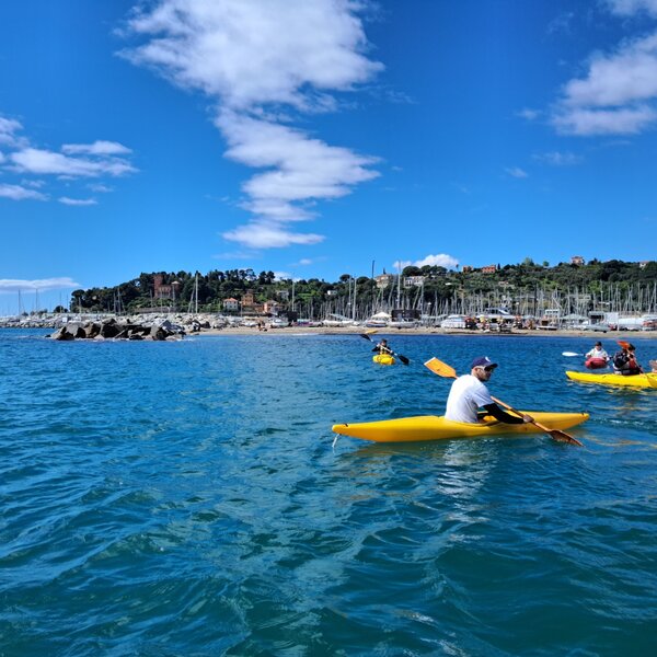 Foto Kayak Al Lago Della Marina Di Varazze