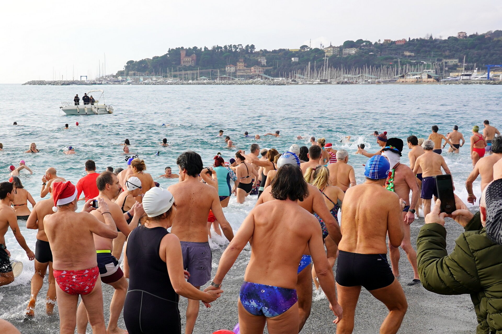 Cimento – Winter Swim