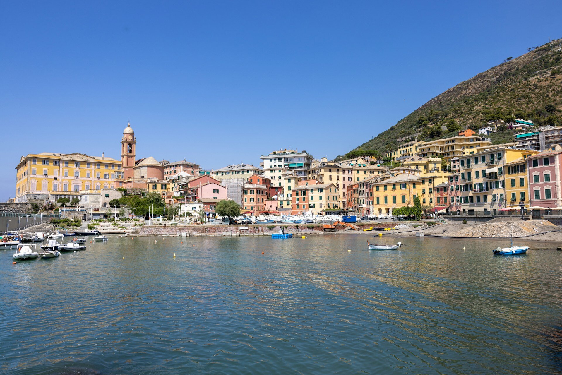 Genova Stock4