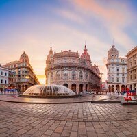 Panoramica Su Piazza De Ferrari