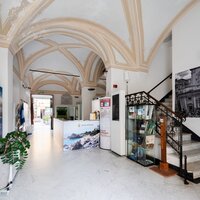 Interno Dell Ufficio Iat Sito Presso Palazzo Jacopo Da Varagine 2